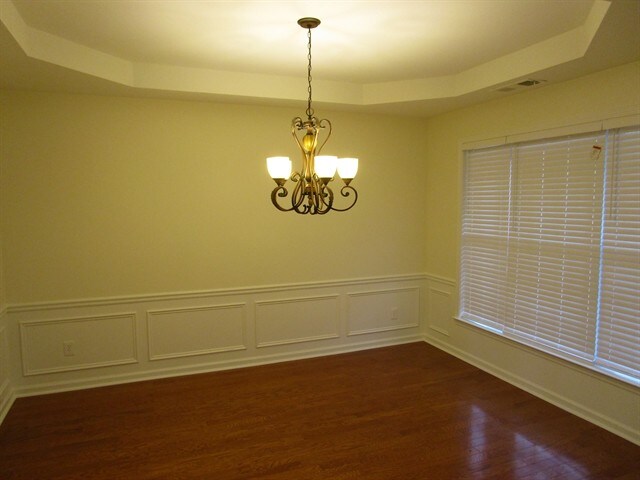 Photo - 809 Plaintain Dr