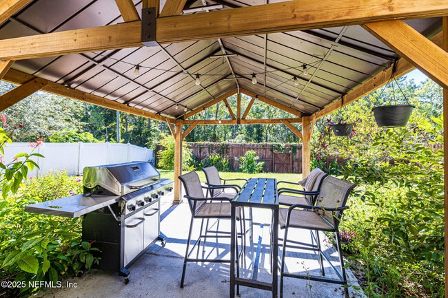 Photo - 2408 Bonnie Lakes Dr