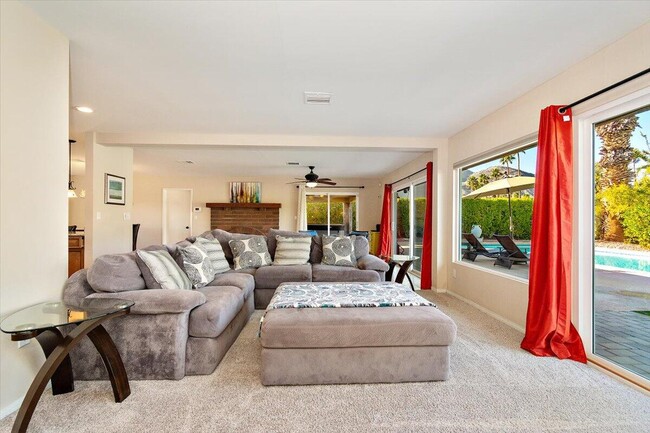 72818 Skyward Way
