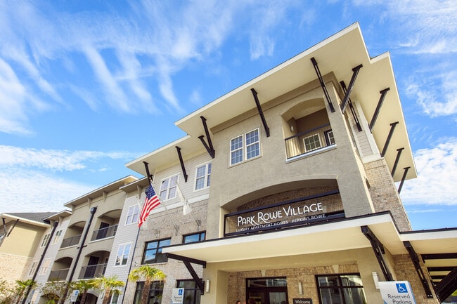 Park Rowe Apartments - Perkins Rowe