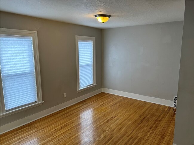 Photo - 144 Adams St