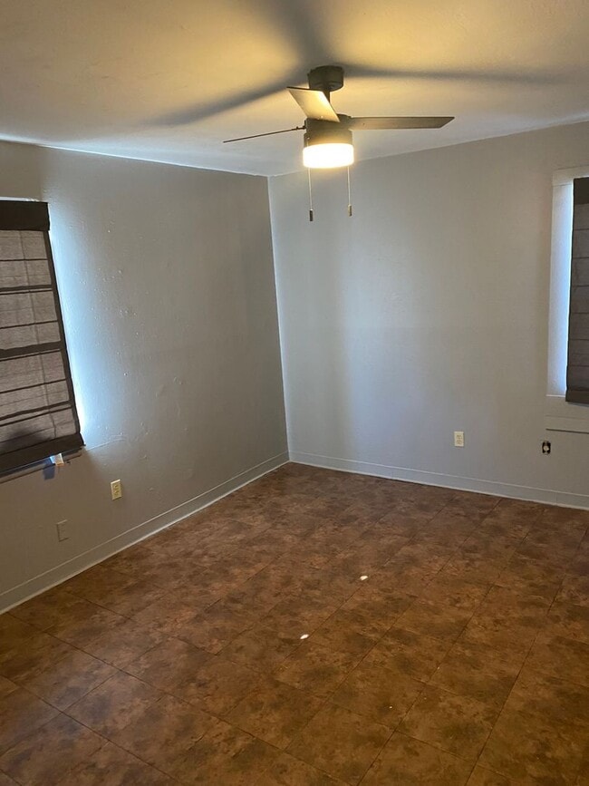 Photo - 4 Success Realty now offering this 1 bedro...