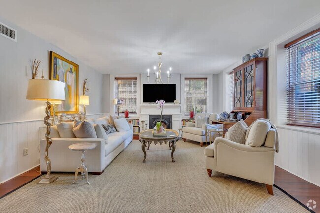 Building Photo - 9 W Gordon St Unit ID1244817P Rental