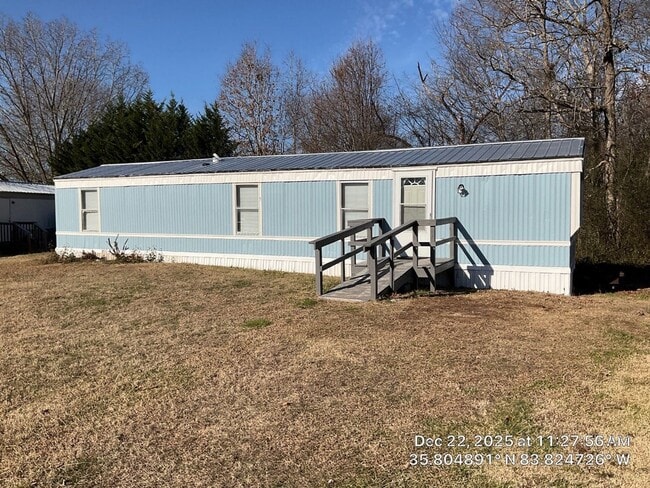 Building Photo - 108 Eakins Dr