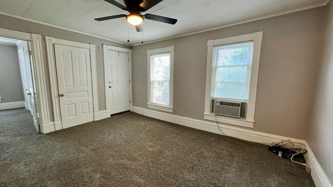 Photo - 1045-1047 Alpine NW Unit 1047 Alpine NW, Apt 2