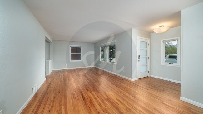 Photo - Immaculate rancher near Patty Jewett Neighborhood