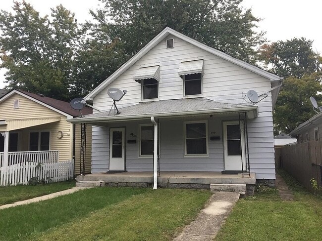 Building Photo - 411 N Centennial St