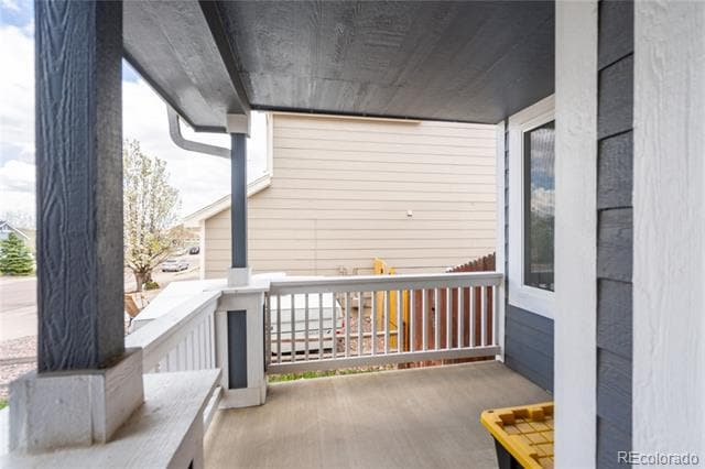 Photo - 857 Regent Ct