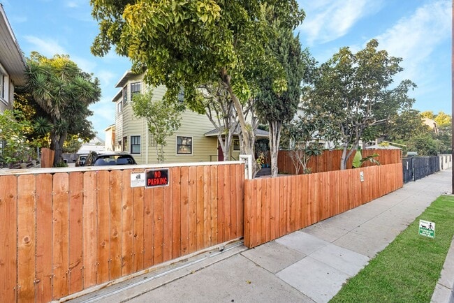 Brand New 2BR/2BA with Downtown LA Views in Historic Pico Union - First Time  on Market!