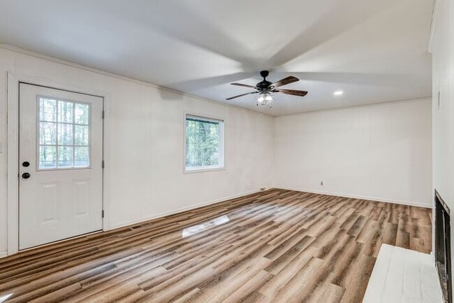 Photo - Private Home on Spacious Lot in Browns Sum...
