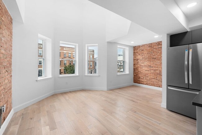 Photo - 3607 13th St NW Unidad 2