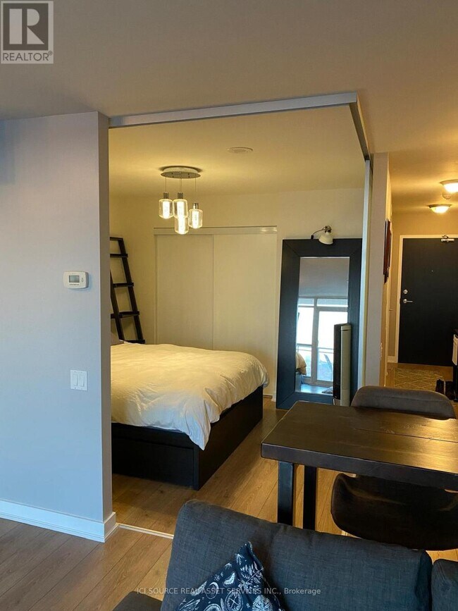 Photo - 78 Tecumseth St. Unit 1410