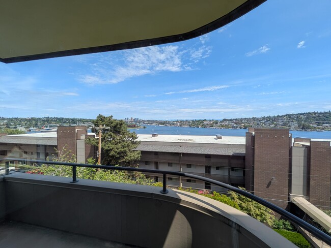 Photo - 2134 Waverly Pl N Condo Unit 201