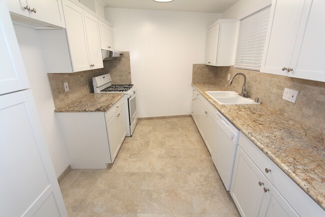 Cocina - 4800 Woodley Ave Unidad Encino-Woodley Apartments