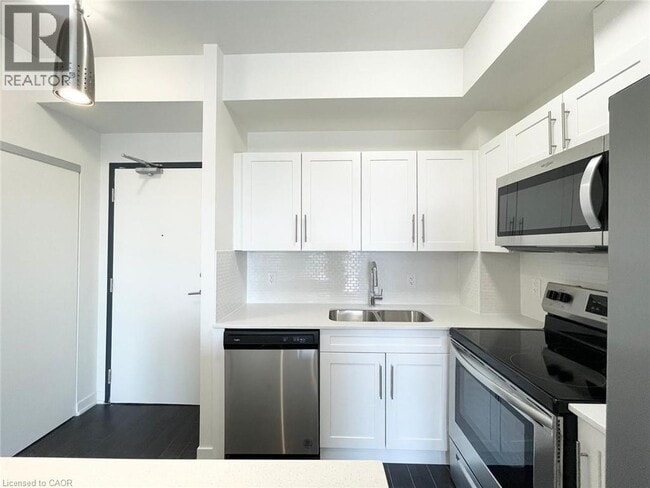 Photo - 128 King St N Unit 1606