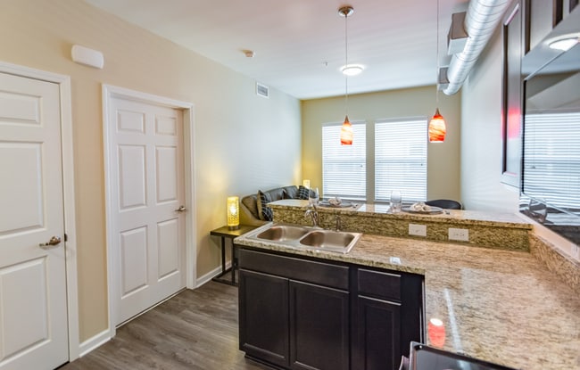 Photo - 946 Doctor M.L.K. Jr St