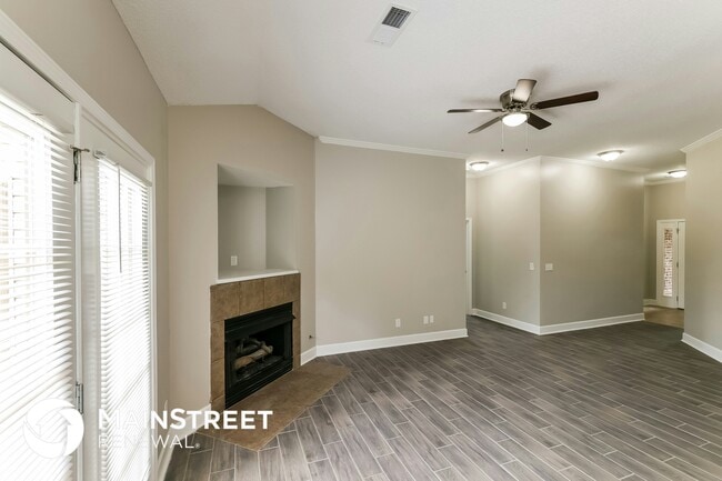 Photo - 13923 Highland Pointe Dr