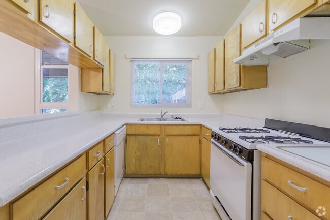 2HAB, 1BA - 1.069 ft² Cypress - The Arbors at Antelope