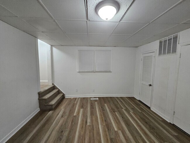 Photo - 109 E Eichel Ave Unit B