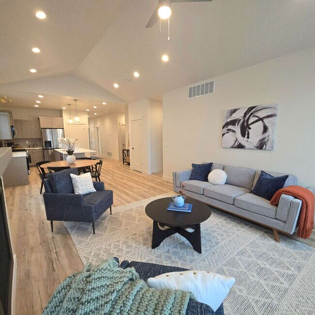 Photo - Beautiful, bright and brand NEW! Apartamento