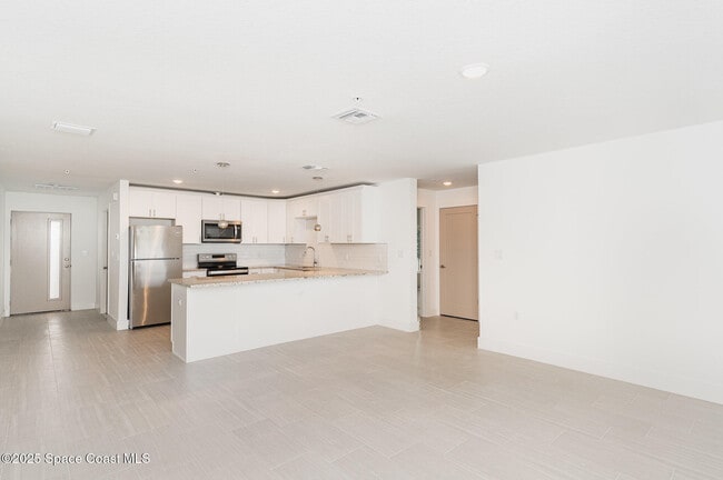 Photo - 1605 Par St NE Unit 3104