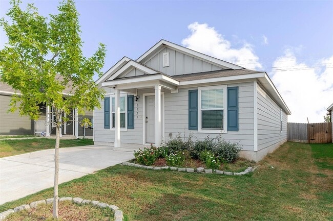 1129 Catfish Ln
