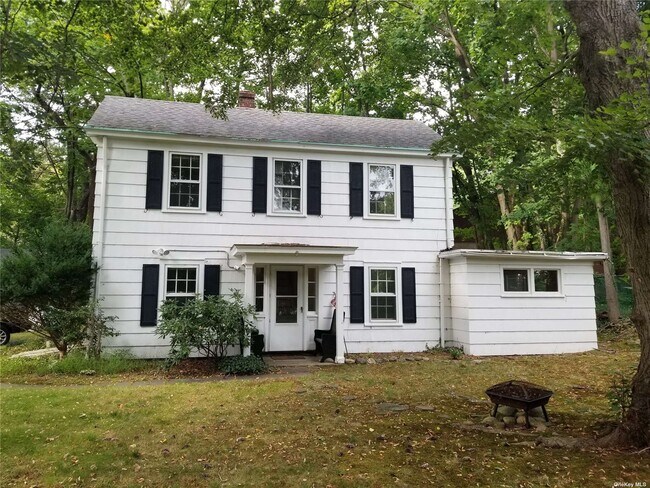 Photo - 126 Plainview Rd House
