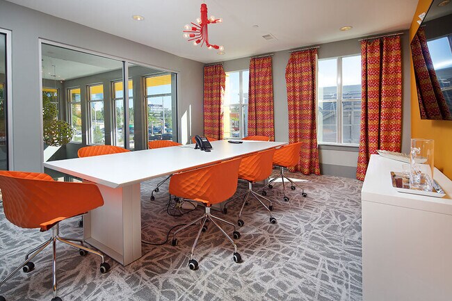Brooklyn Riverside apartments — community photo