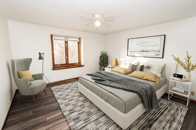 Photo - Greenwood Manor