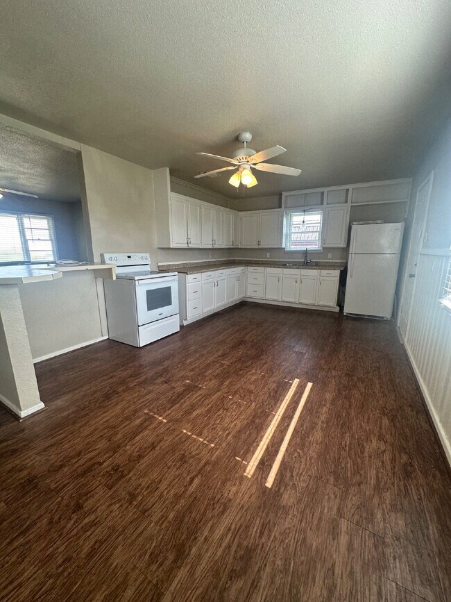Photo - Spacious 2/1 in Petersburg, TX