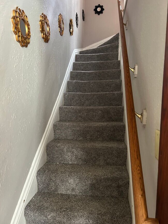 Photo - 4 Bdr/2Bath Spacious Home Available