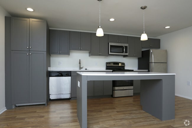 Open Floor Plan Kitchen - Quail Ridge