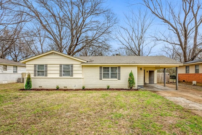 Building Photo - 5450 Loch Lomond Rd