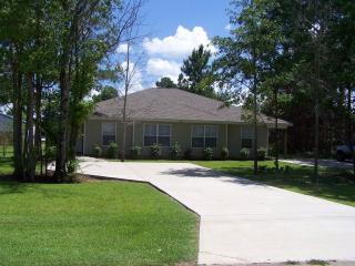 Building Photo - 18390 W Hammond St Rental