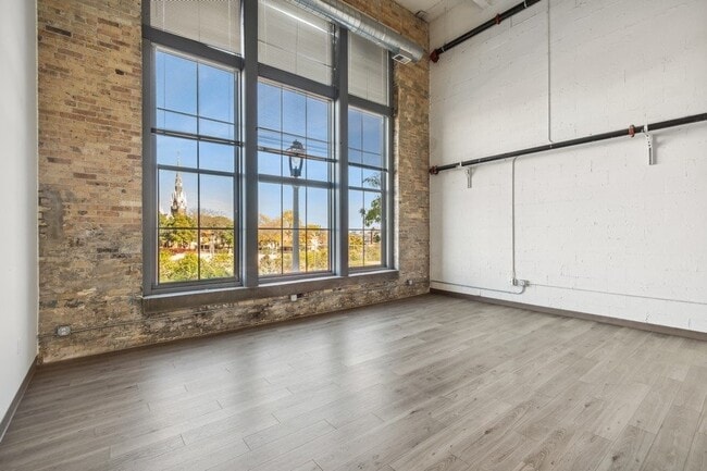 Photo - Blue Ribbon Lofts