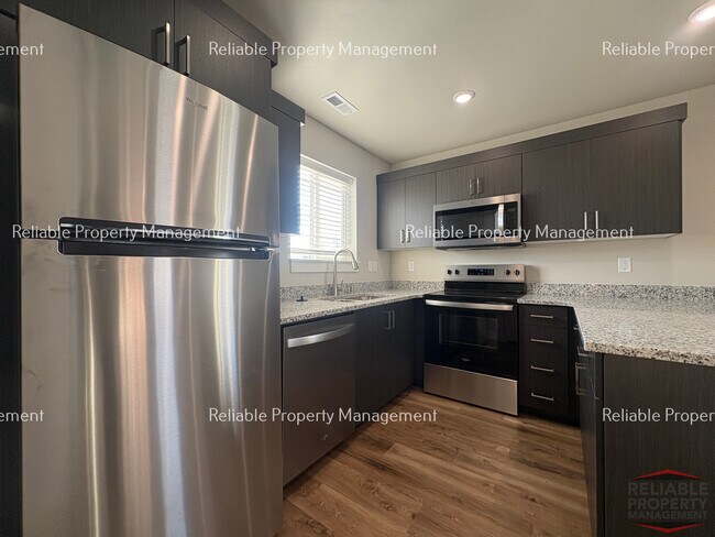 Photo - 1578 Hannah Ln