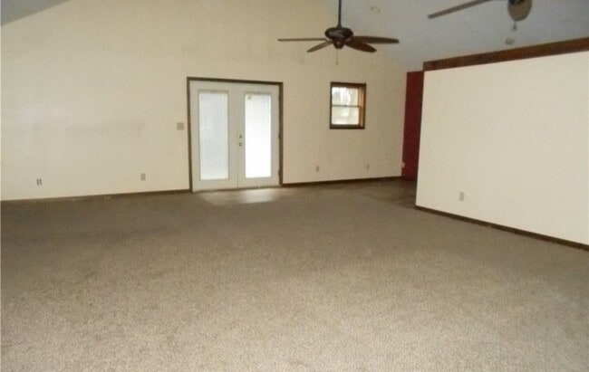 Photo - 2241 Vaness Dr