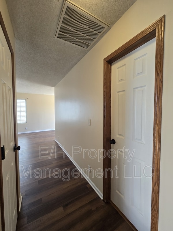 Photo - 4462 S Elizabeth Ave