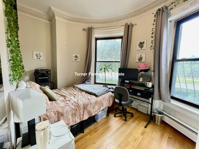 Photo - 42 Fenway Unit 2F