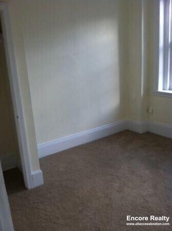 Photo - 115 Salem St Unidad 22