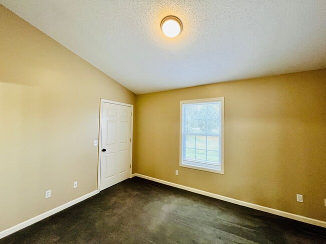 Laurel Brook Community