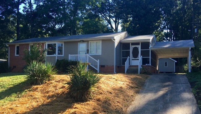 Building Photo - Remodeled 3BR in Guilford Hills