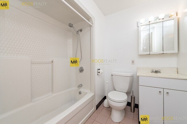 Photo - 14 Edgerly Rd Unit 1