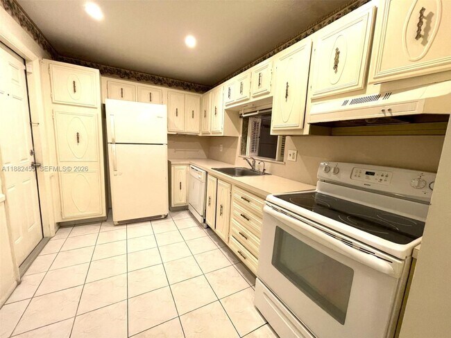 Photo - 4151 NW 41st St Unit 201