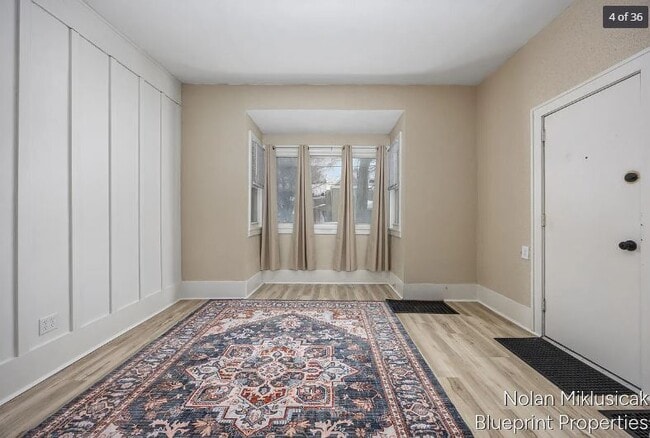 Photo - 700 Broadway Ave NW Unidad 1A