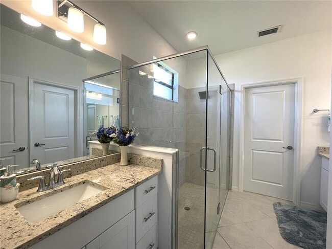 Photo - 1912 Saddlewood Cir