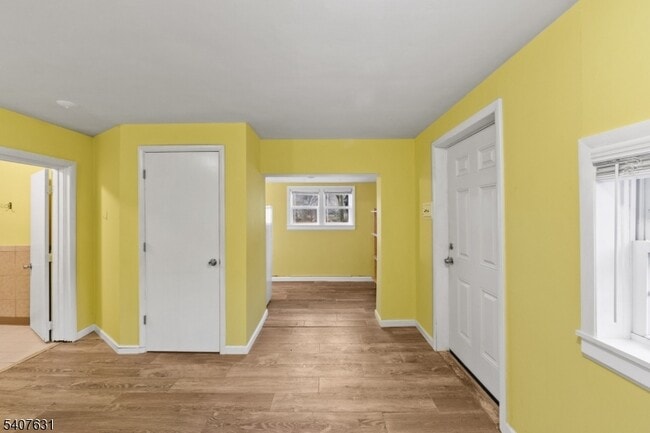 Photo - 190 US-46 Unit B