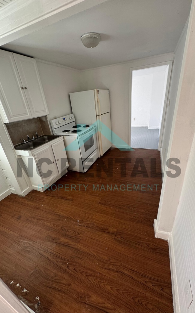 Photo - 613 Quarry St Unidad D