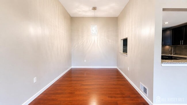 500 Danbury Ln