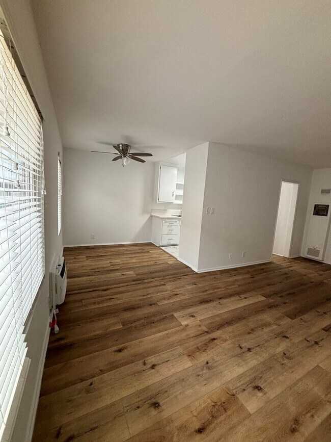 Photo - 334 S. Hobart Blvd